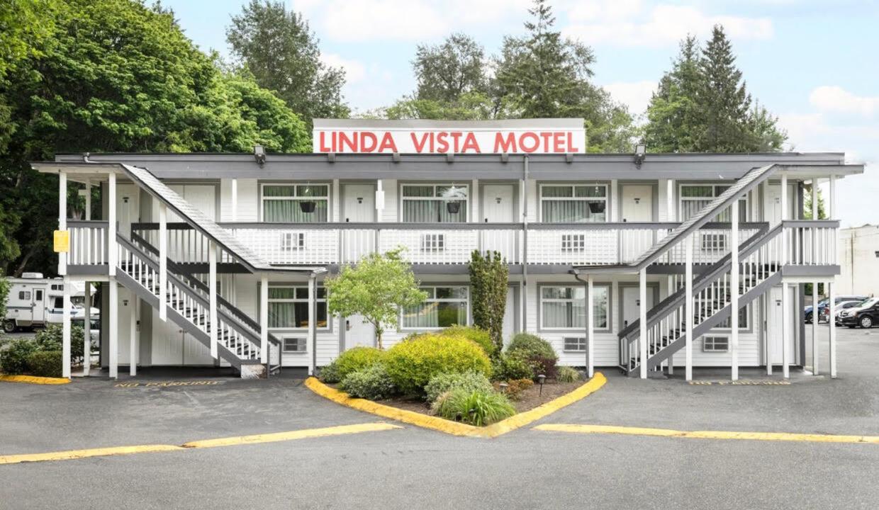 Linda Vista Motel Surrey Exteriör bild